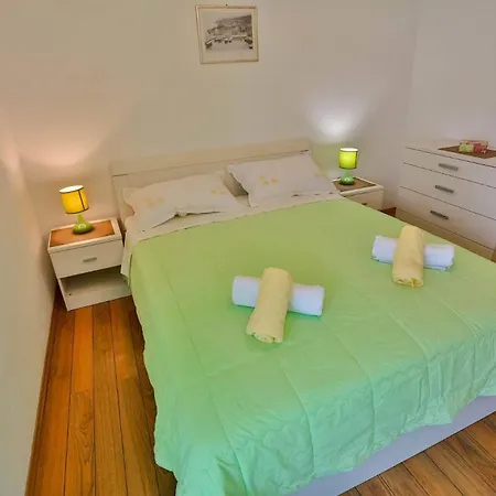 Apartment Mato Sutivan