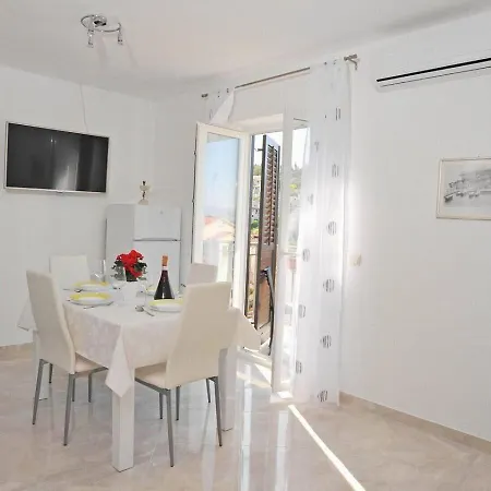 Apartment Mato *