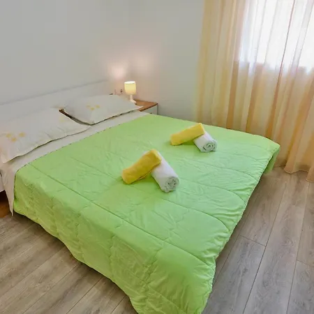 Lenka Mato Appartement